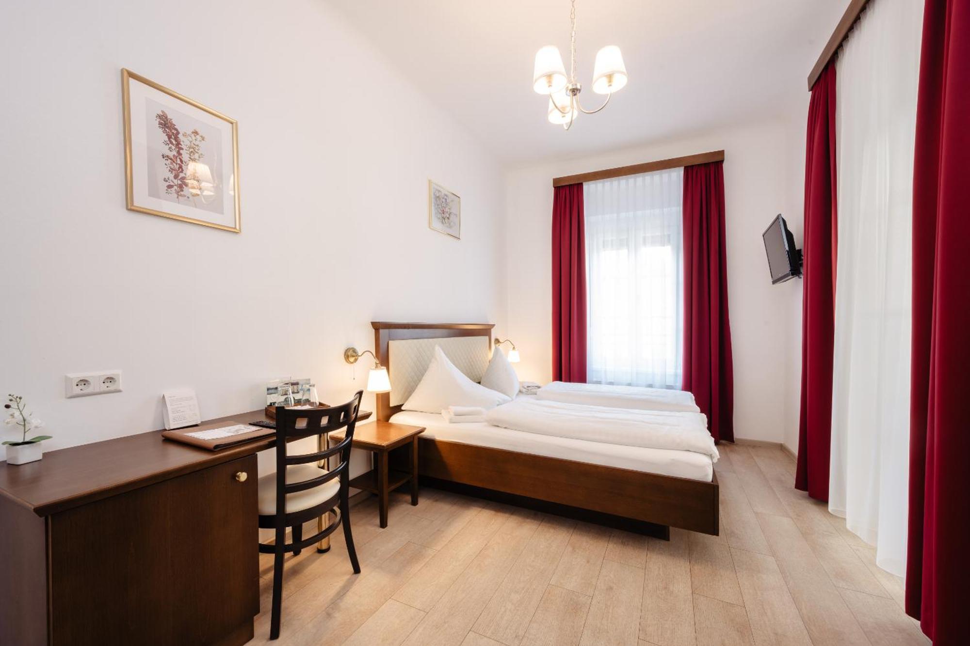 Landhotel Freitag Sankt Paul im Lavanttal 객실 사진